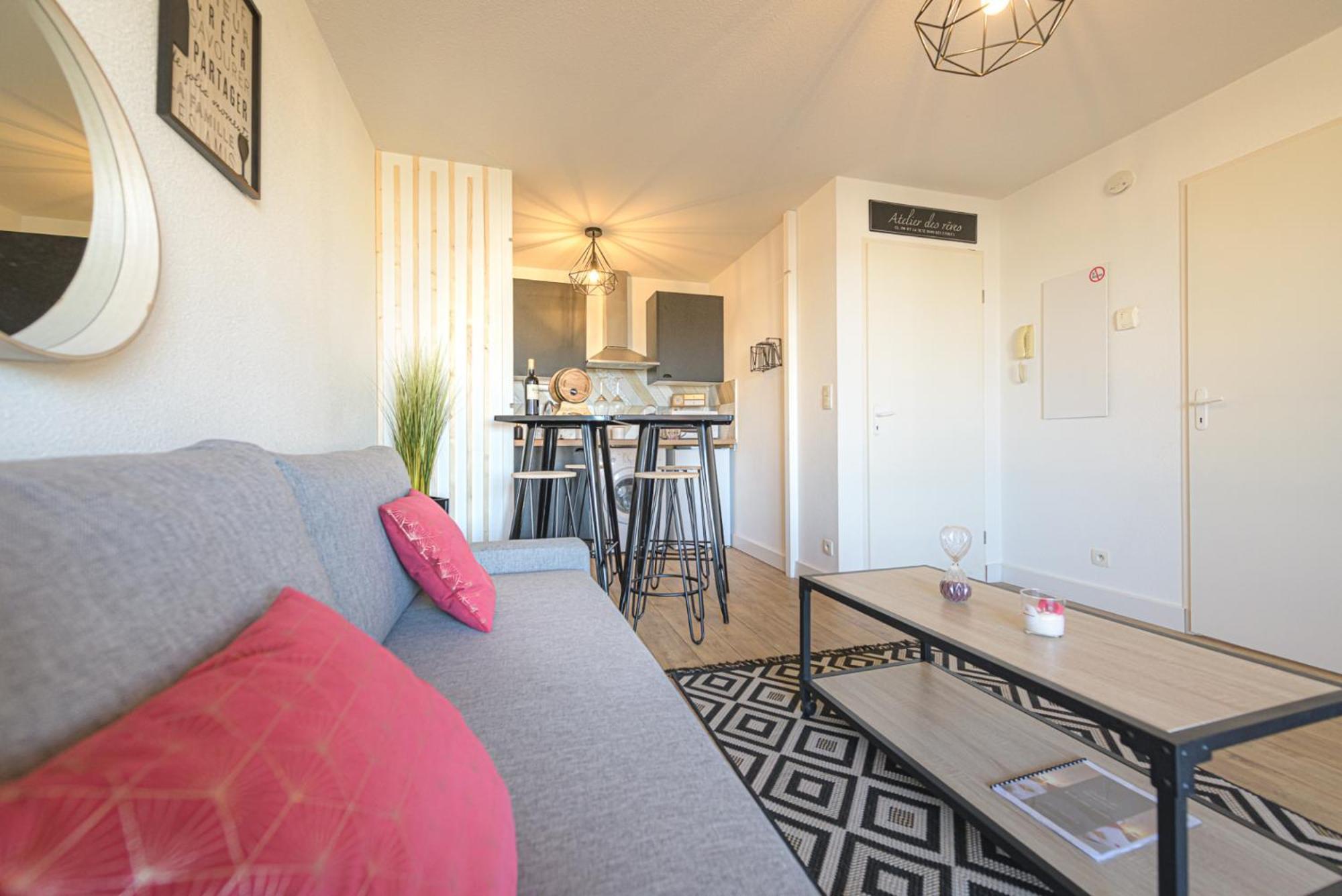 Magnifique Appartement T2 Renove Aux Vendanges 盖亚克 客房 照片